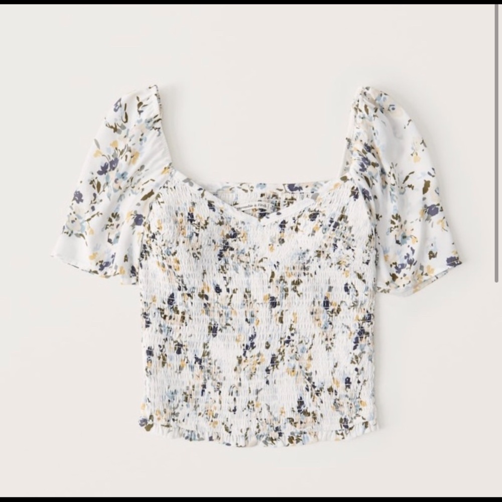 Abercrombie & Fitch Smock Flutter Sleeve Top